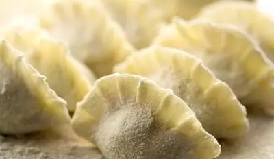 速凍水餃是怎么生產出來的呢？速凍水餃標準生產過程